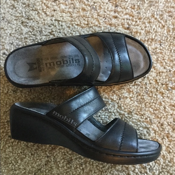 mobils sandals